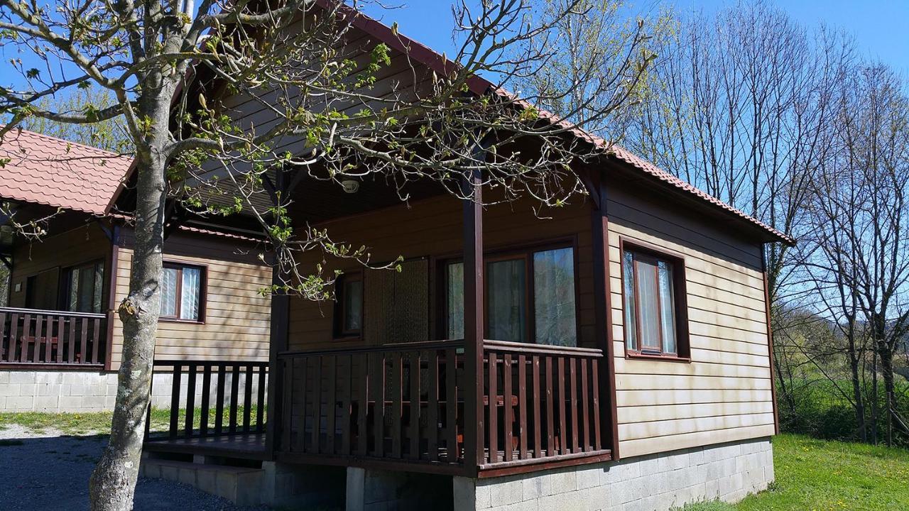 Camping - Bungalows La Soleia D'Oix Exterior photo